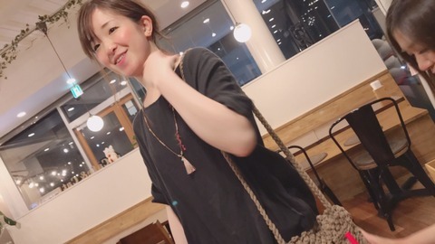 88D4B47E-5A53-4D2E-BAB9-756A205ED508
